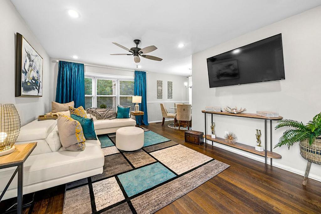 Goodkarma Rentals Refreshed Smyrna Home Near Battery Atl Half Mile To Interstate 亚特兰大 外观 照片